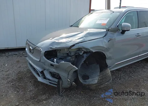 2025 Volvo Xc90 Plug-In Hybrid T8 Ultra 7-Seater из США, поврежденный, VIN YV4H60PF0S1313054